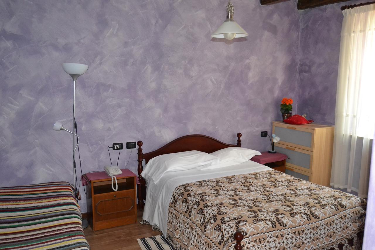 Agriturismo Ca Del Buco Hotel Monte San Giovanni  Camera foto